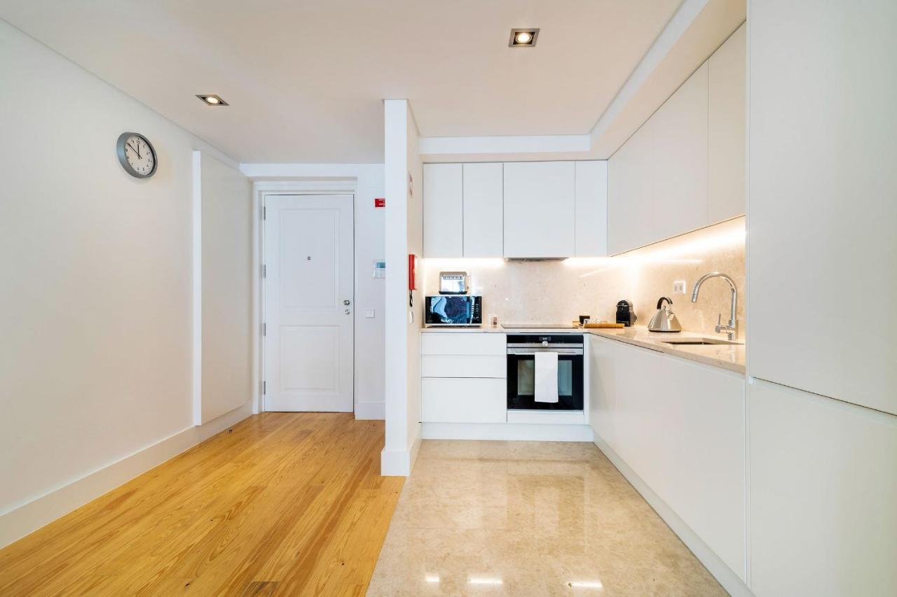 Amazing 1Bdr Apartment In Chiado By Lovelystay Лиссабон Экстерьер фото