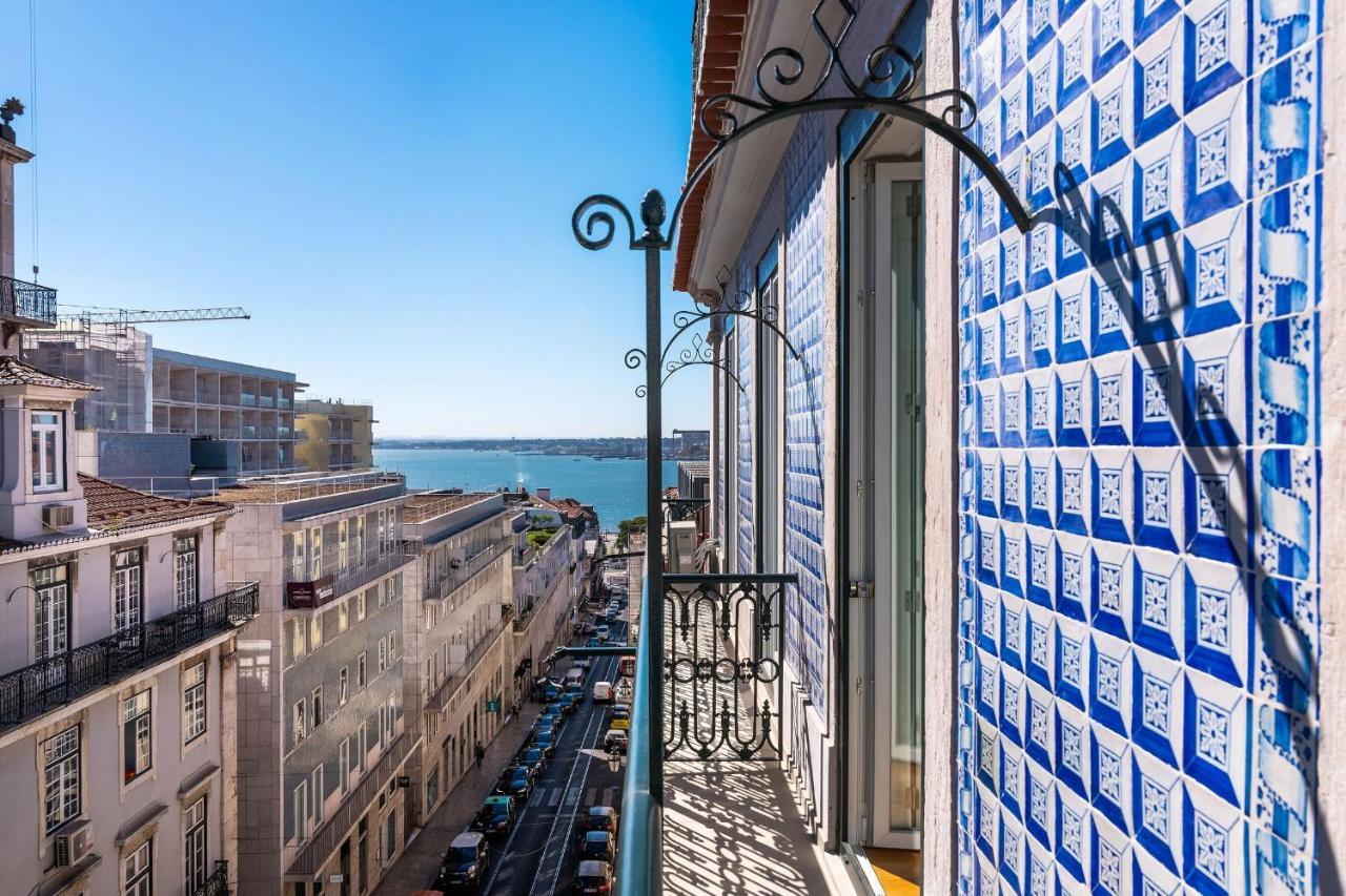 Amazing 1Bdr Apartment In Chiado By Lovelystay Лиссабон Экстерьер фото